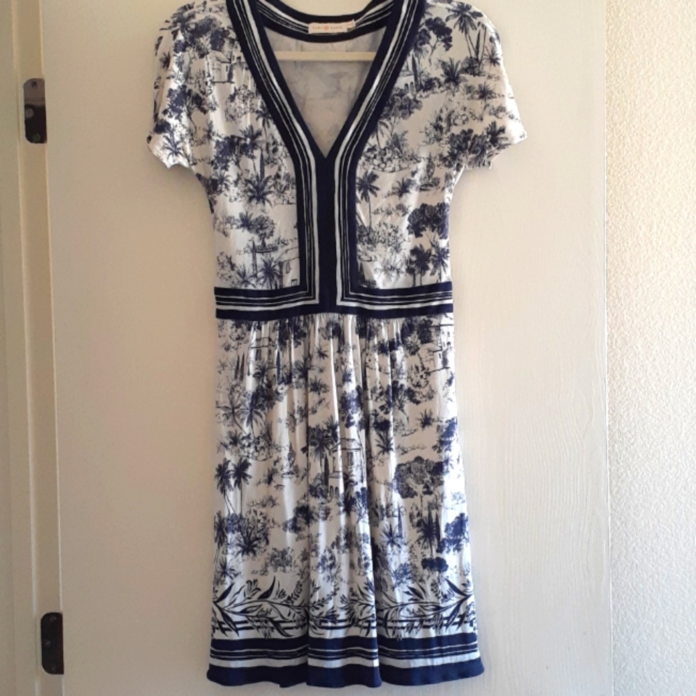 Tory Burch Silk Interlock Print Dress V-Neck Ivory Toile Size XS - Picture 8 of 16